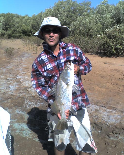 64cm fish wrecked barra